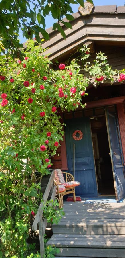Woodstock B & B Studios Bålsta Exterior photo