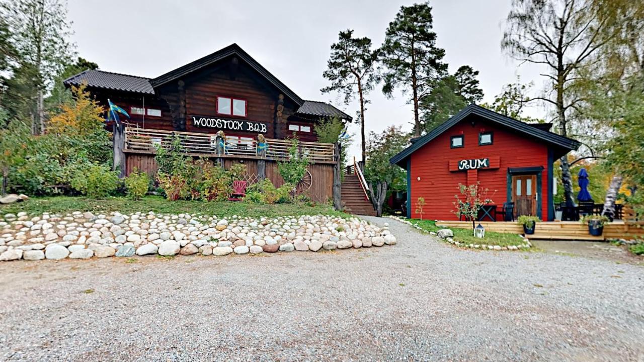 Woodstock B & B Studios Bålsta Exterior photo